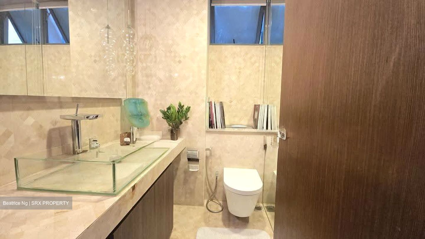 Watermark Robertson Quay (D9), Apartment #637810621